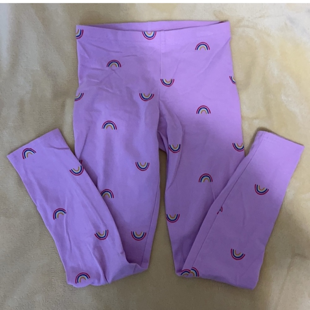 🎯Any 3 for $15. Old Navy Purple Leggings with rainbow Pattern